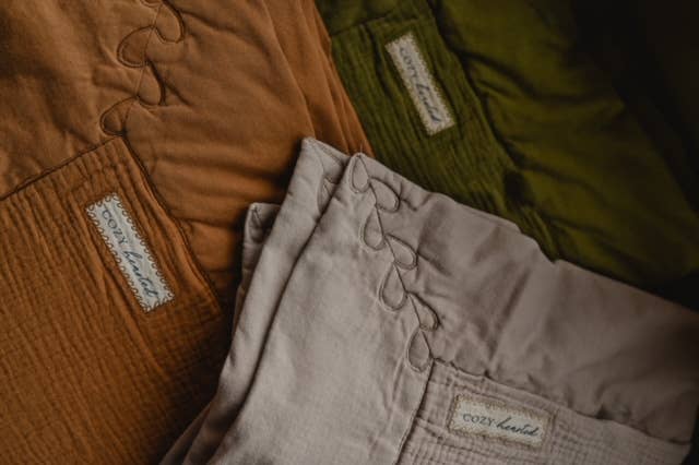 The Cozy: Organic Cotton Blanket: Green *