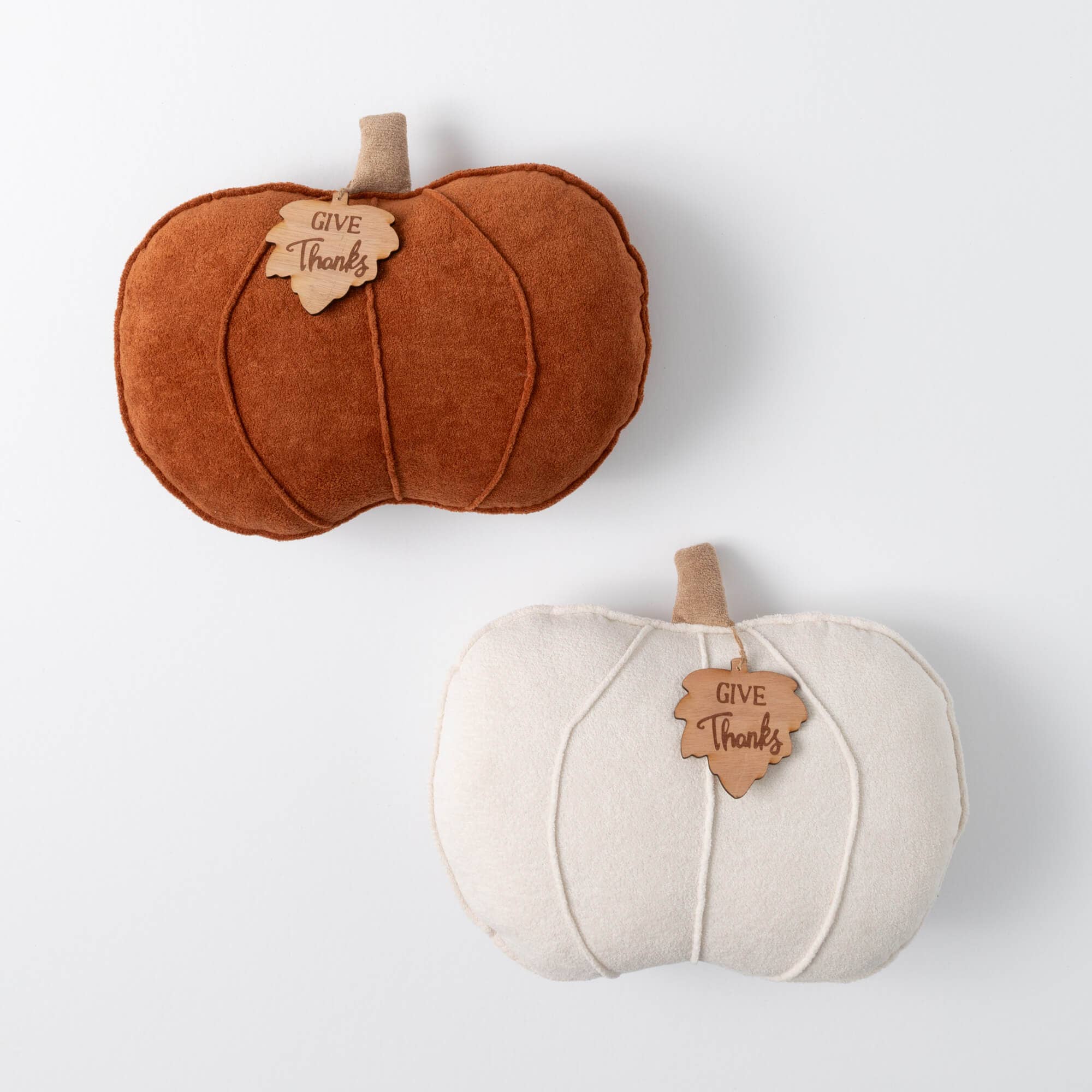 Pumpkin W/ Leaf Pillow *