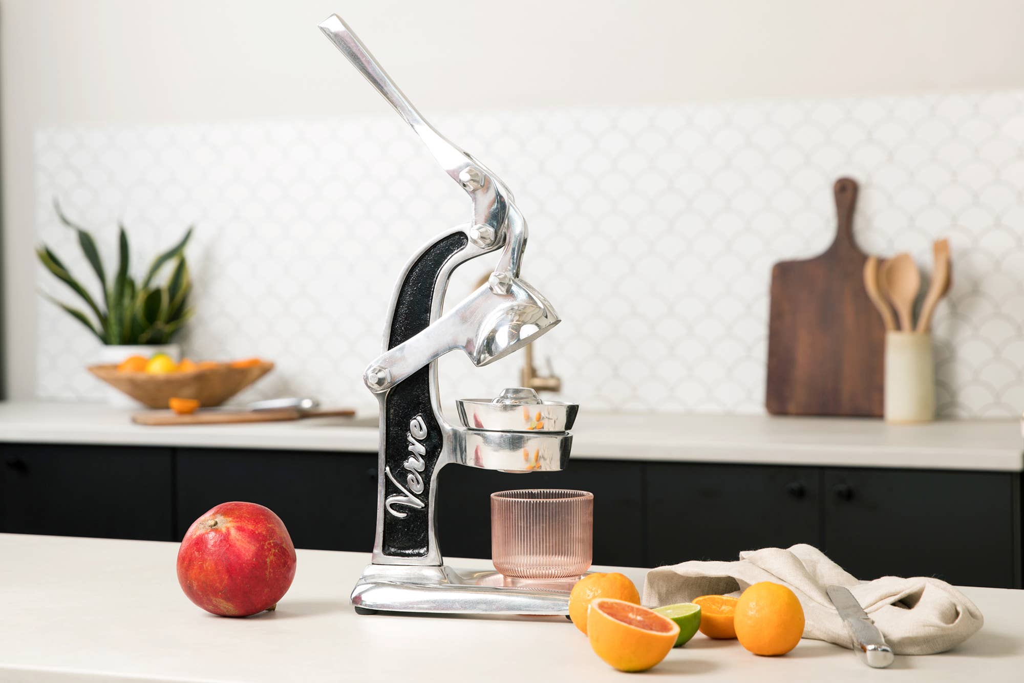 Mexican Citrus Juicer: Black *