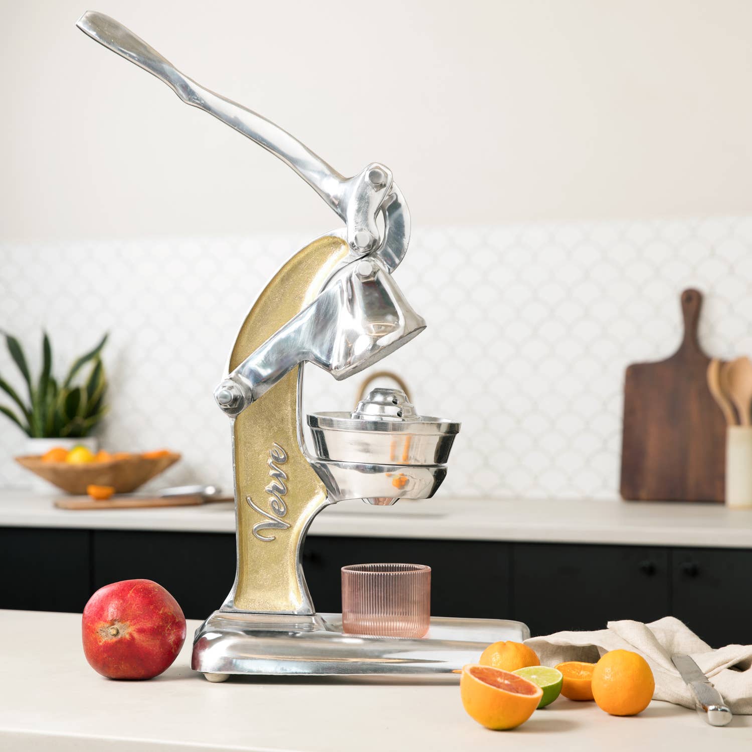 Mexican Citrus Juicer - Large: Black