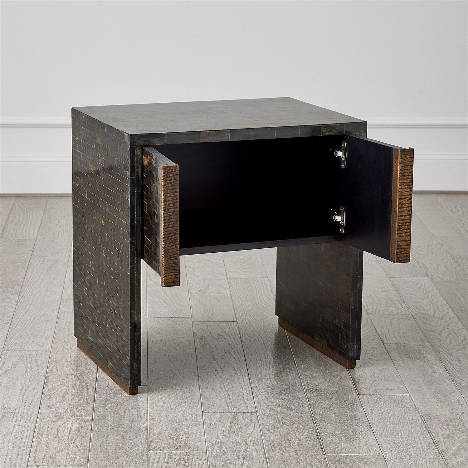 HORN INLAY BEDSIDE TABLE-BLACK/ANTIQUE BRASS by Global Views *