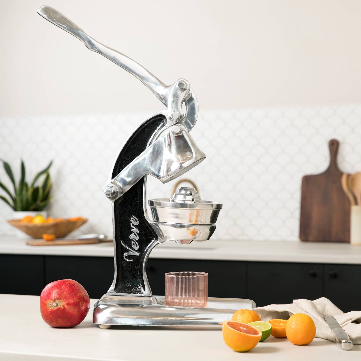Mexican Citrus Juicer - Large: Black