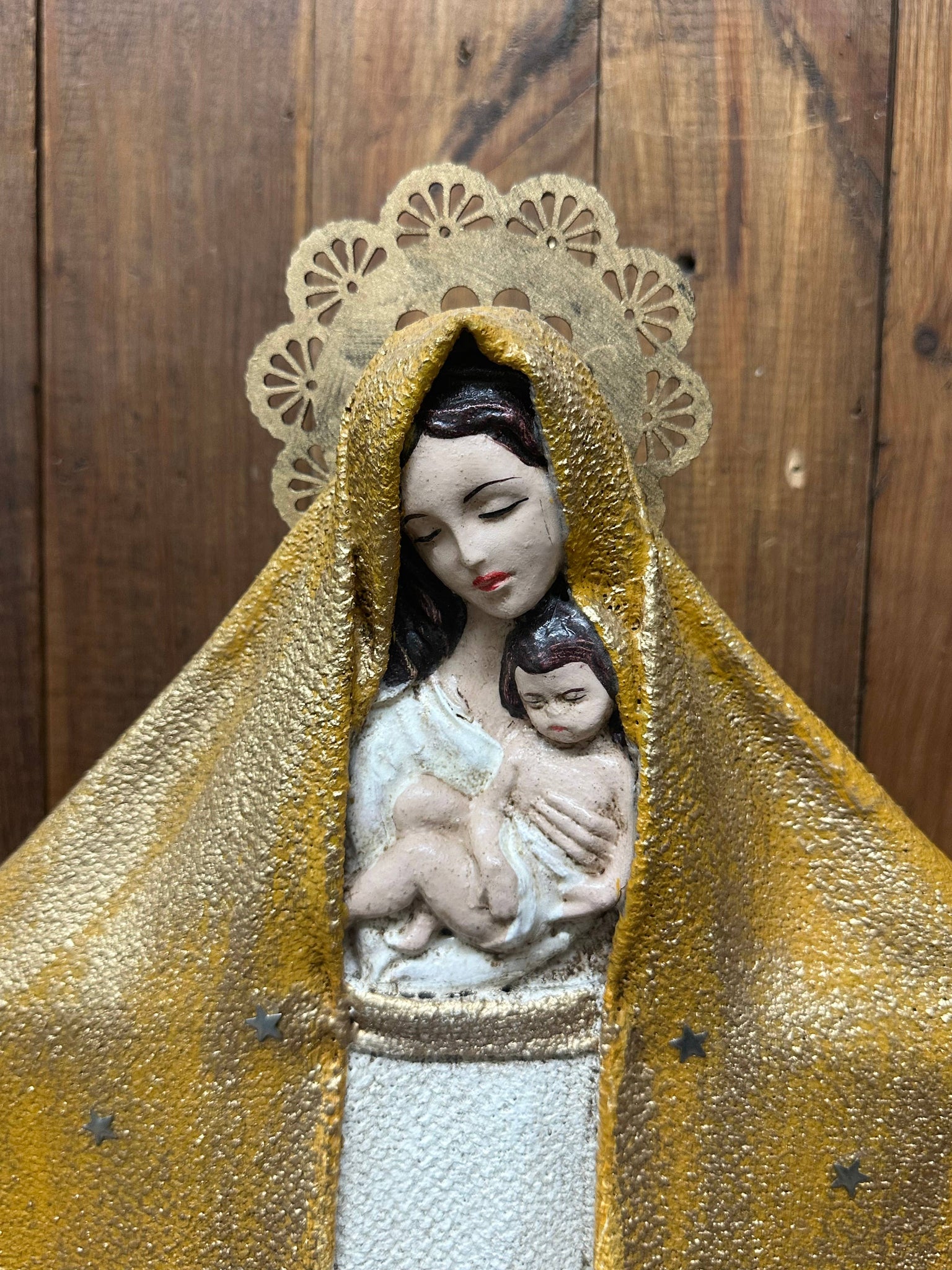 Virgin Mary Sculpture-Madonna-Child-Religious-Decor-Burlap