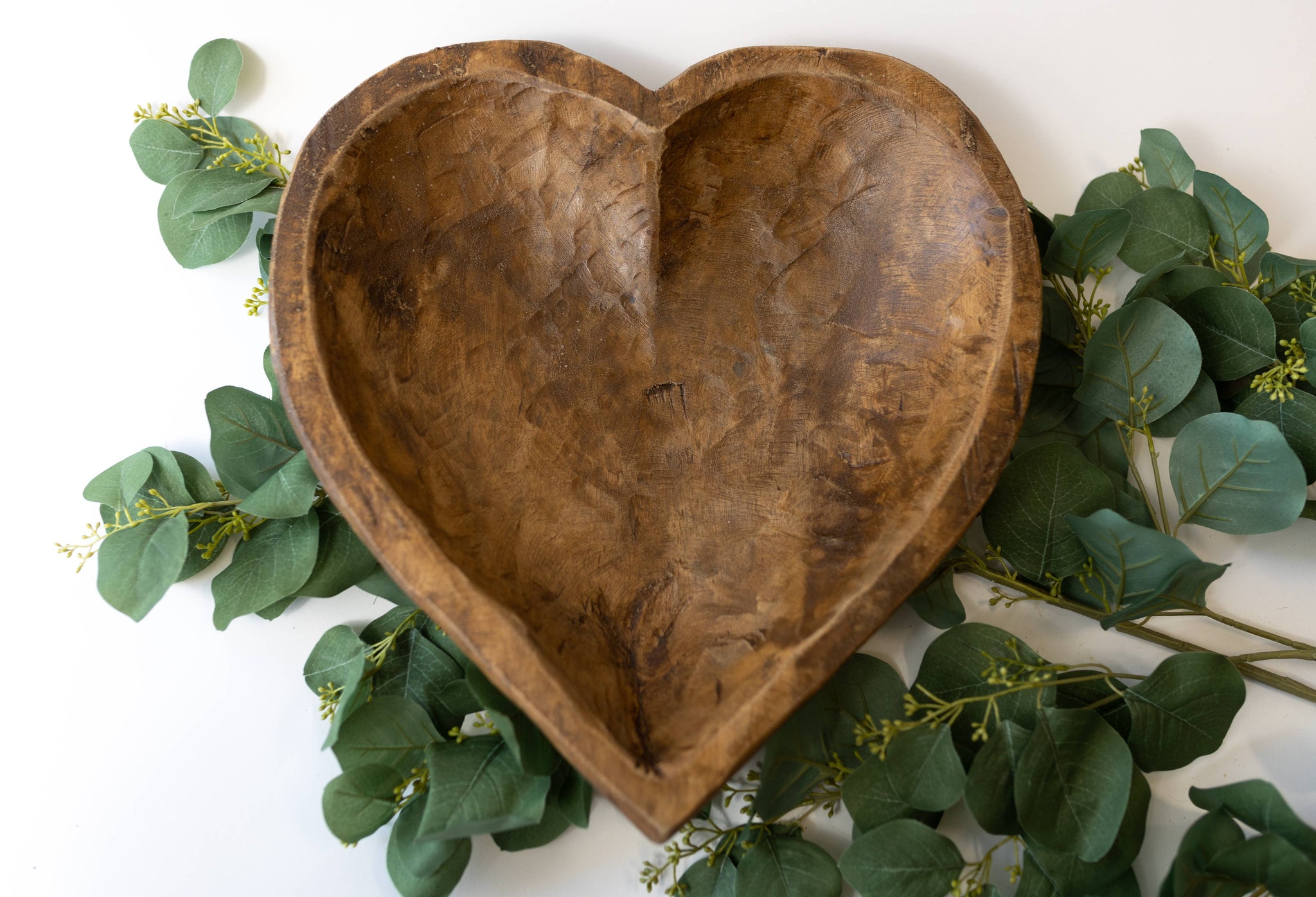 Large Wood Heart Bowl: Natural / 15x16x4