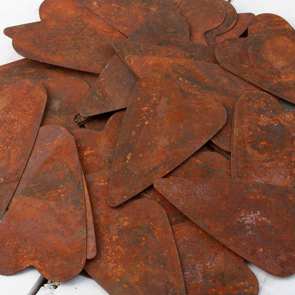 4" Rusty Tin Folk Hearts (Package of 50 pieces)