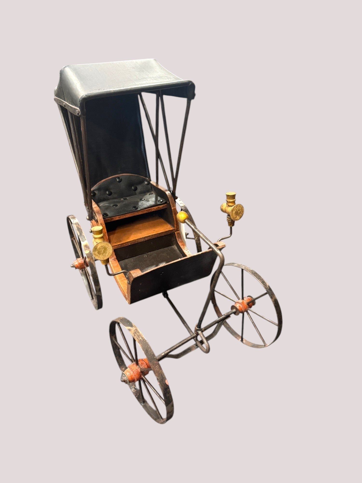 ANTIQUE DOLL HORSELESS CARRIAGE W/WHEELS